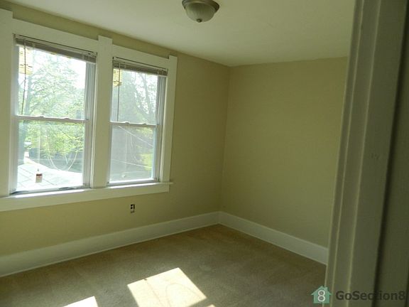 5th image of 2021 Elliott Ave