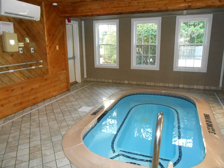 50 Carriage Crossing Ln #50 — Photo 20