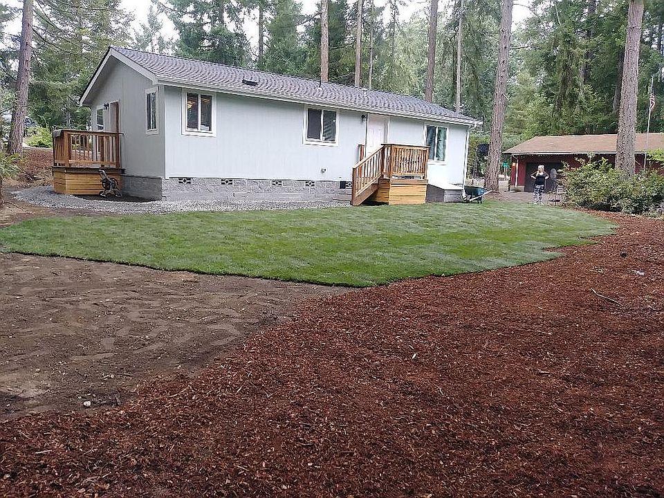 1st image of 2011 Lake Dr SW
