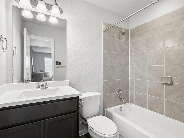 6303 Cambrai Wood Ln — Photo 25