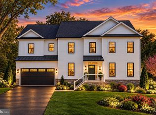 1353 Yorktown Rd, Annapolis, MD 21409