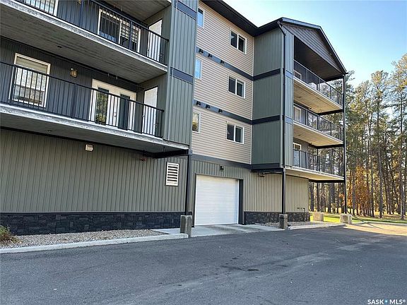 3rd image of 516 4th St E #307