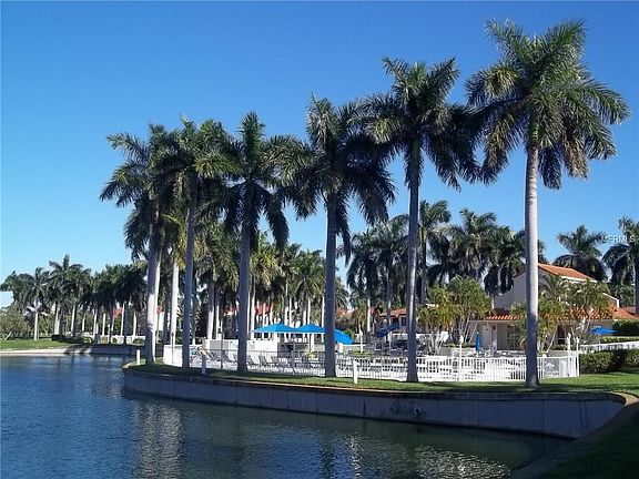 3rd image of 6050 Bahia Del Mar Cir APT 215
