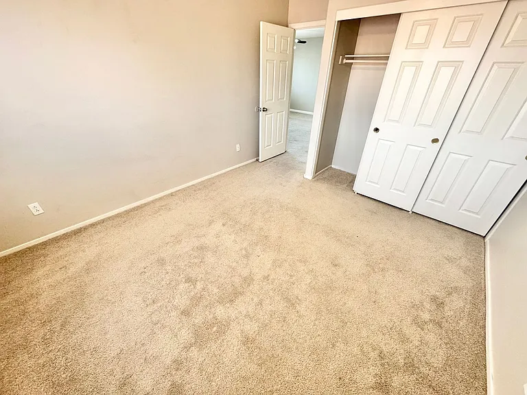 1092 Whispering Birch Ave — Photo 21
