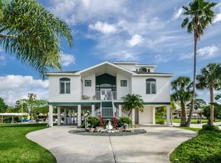 8117 Brighton Dr, Port Richey, FL 34668