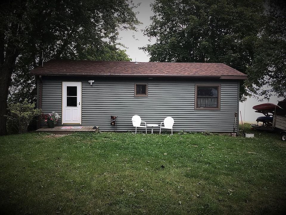 3097 Old Lakeshore Rd.,
