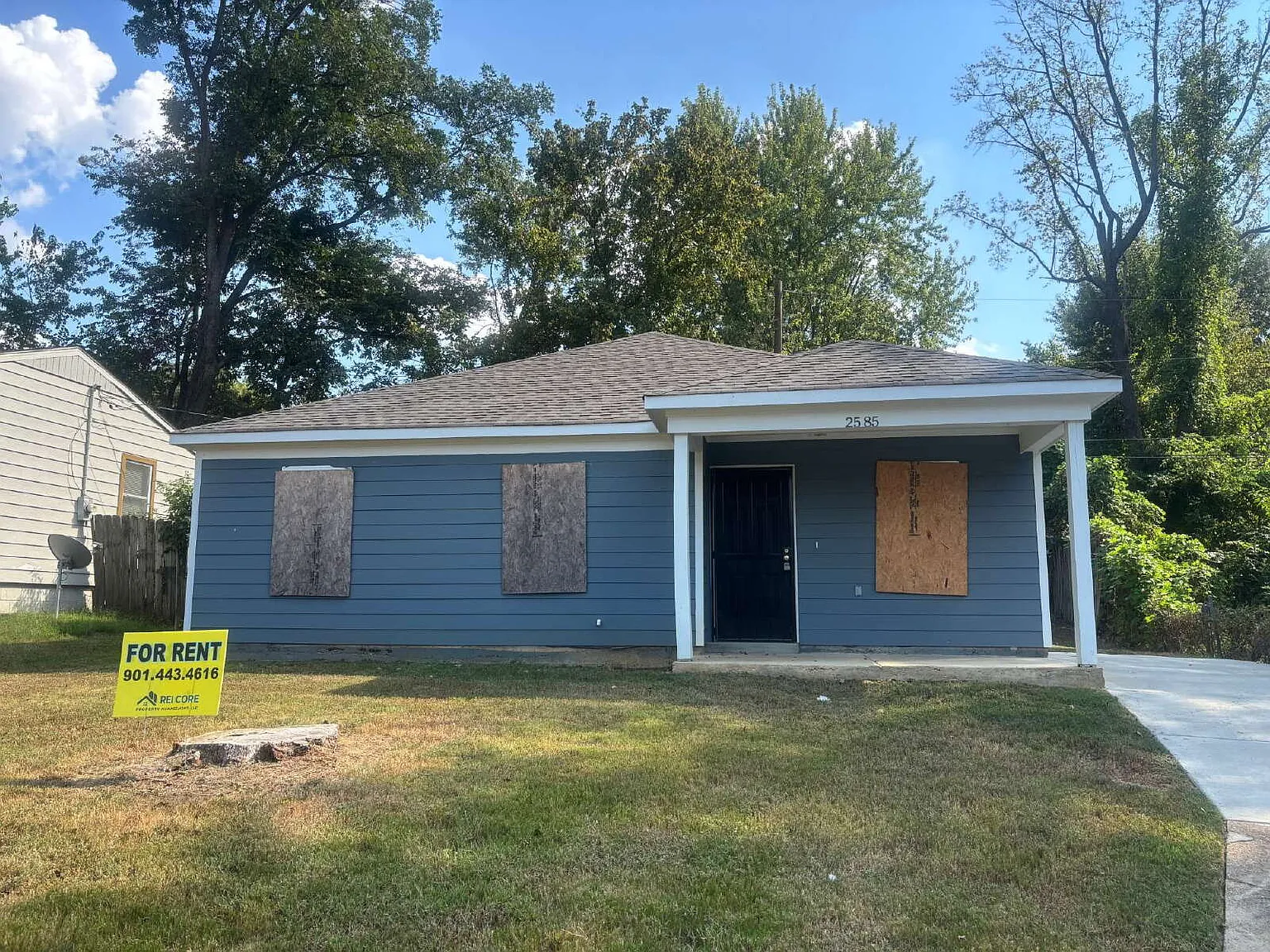 4 bed, 2.0 bath, 1250 sqft, $1,650 — Photo 1