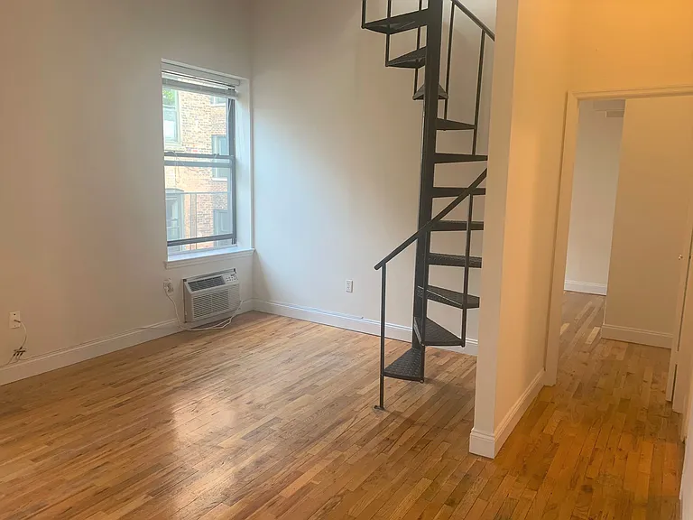 605 W 112th St #6I — Photo 5