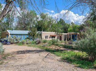 743 Camino De La Finca, Taos, NM 87571