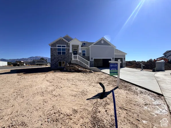 1838 S Chalgrove Rd W #210, Taylor, UT 84401