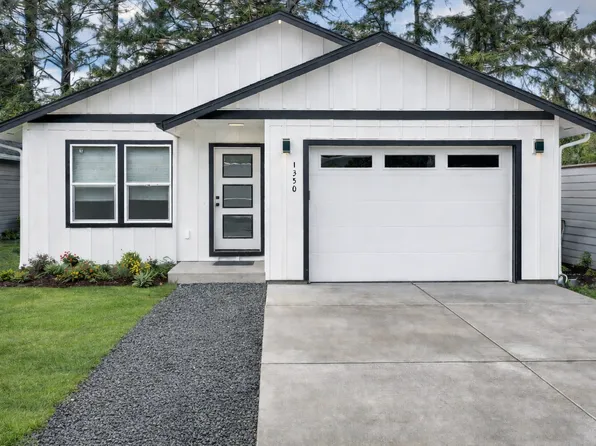 1350 13th Ave, Seaside, OR 97138