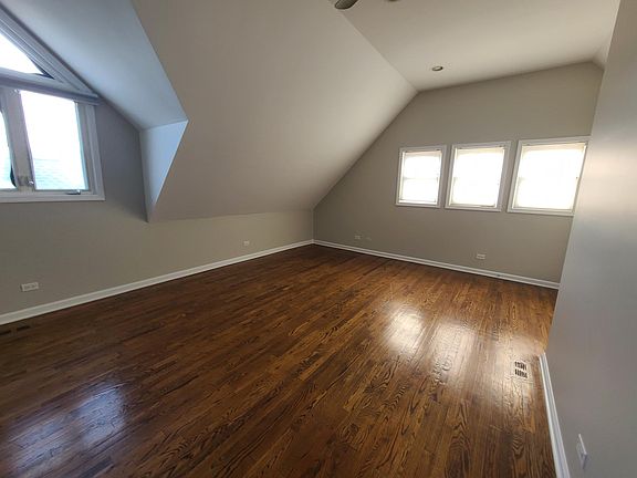 4th image of 1315 N Bosworth Ave Unit 6
