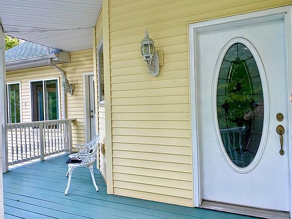 4th image of 924 Beechwood Dr