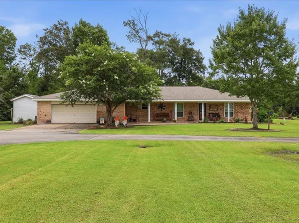 2851 Johnnie St, Orange, TX 77630