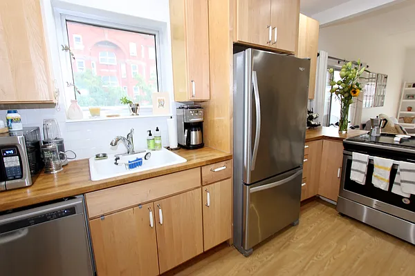 Rented by Compass | media 12