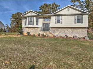 306 Old Stage Rd, Rogersville, TN 37857