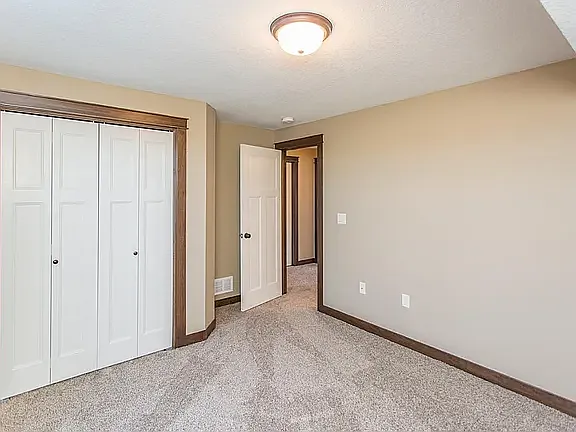 1658 Glade Dr SW — Photo 7