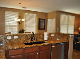 2784 S Pewter Dr UNIT 101, Gilbert, AZ 85295