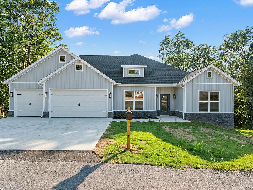 1st image of 11 Applecross Ln