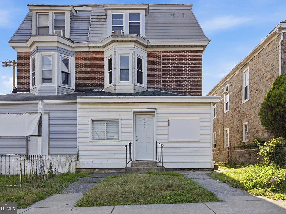902 Highland Ave