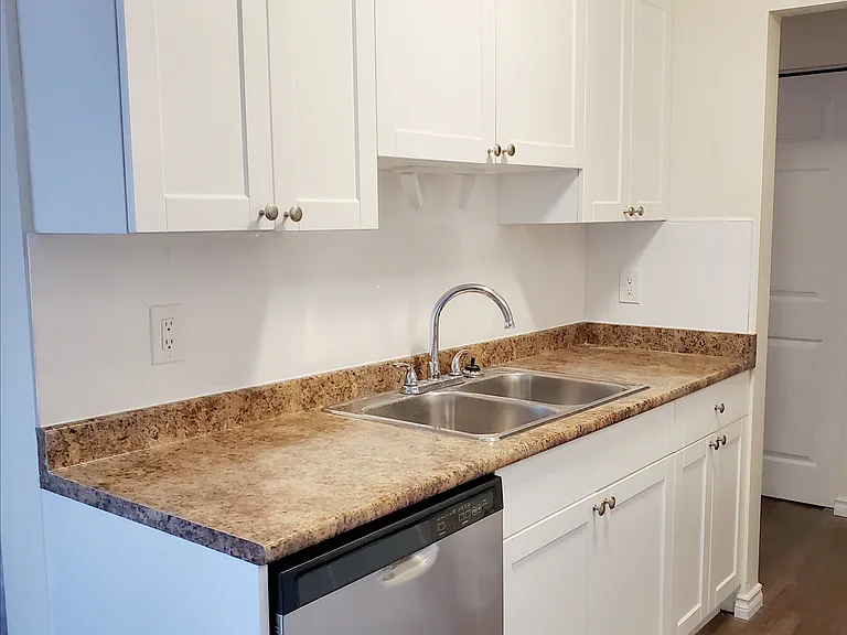 2232 McAllister Ave — Photo 12