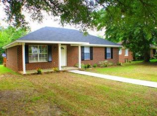 318 2nd St, Chickasaw, AL 36611