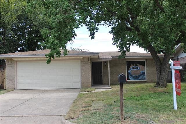 1st image of 1411 La Fonda Dr