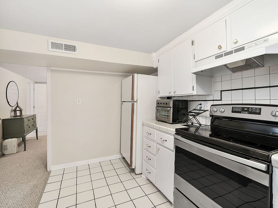 34th image of this home