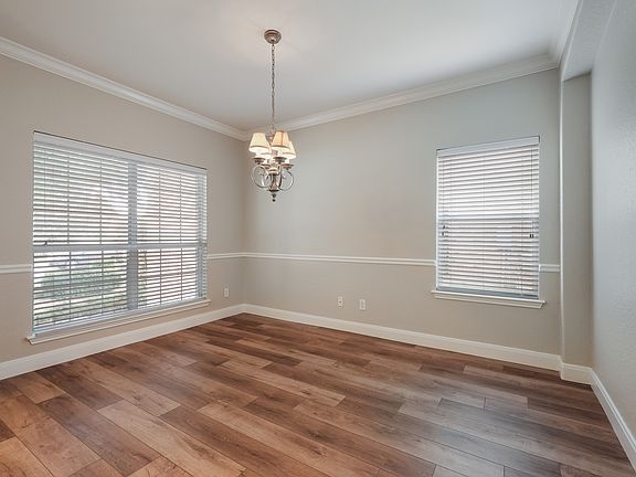 5th image of 117 Brunswick Dr