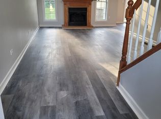 652 S Keyser Ave, Scranton, PA 18504