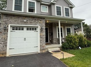 17 Oakland Rd #A, Broomall, PA 19008