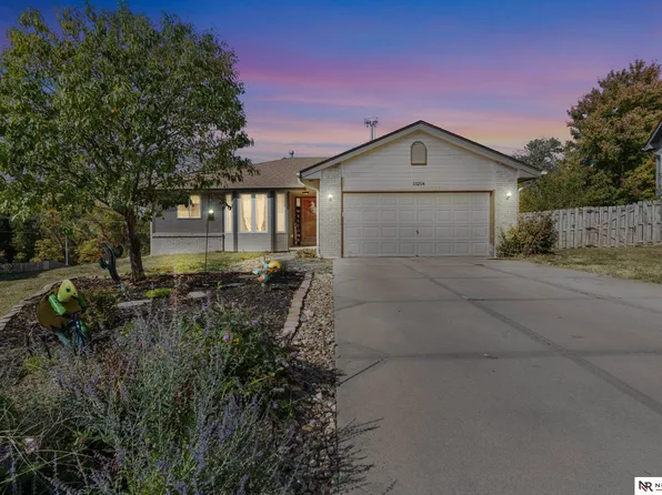 13204 S 35th Ave, Bellevue, NE 68123