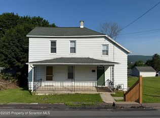 815 South St, Avoca, PA 18641