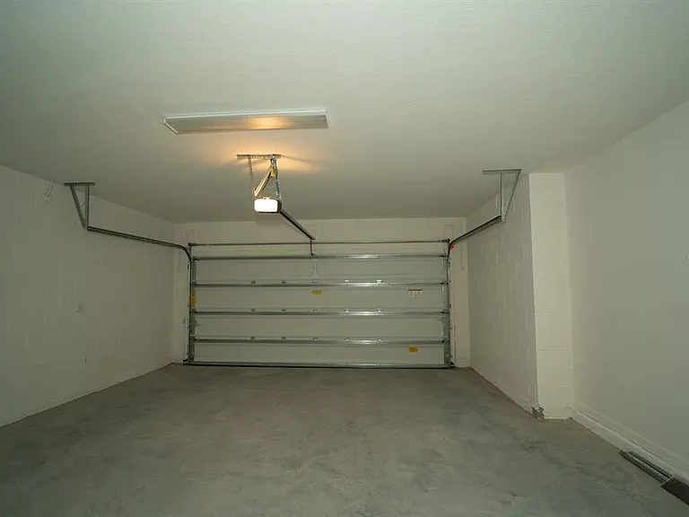 1673 Swan Swim Dr — Photo 28