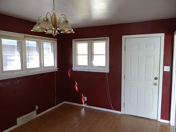 2nd image of 510 Cottonwood St