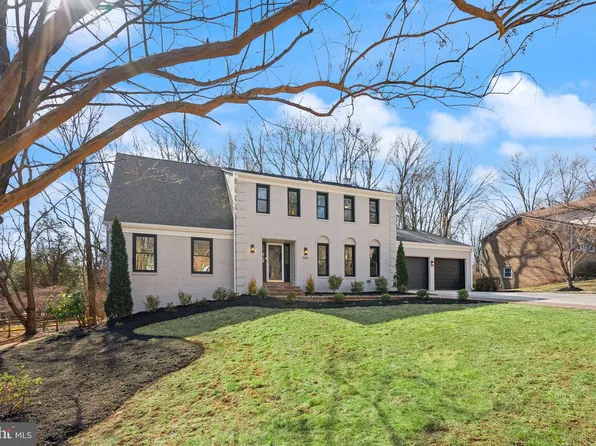 1901 Mason Hill Dr, Alexandria, VA 22307