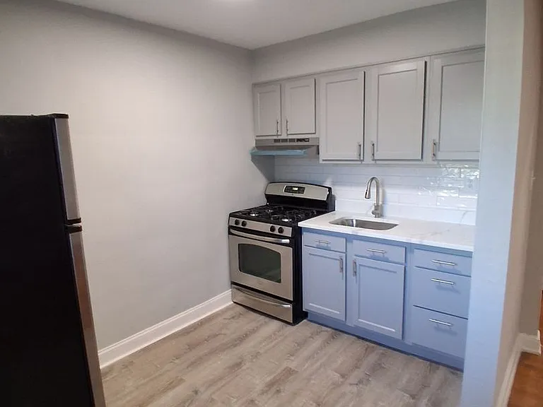 1266 Morse St NE — Photo 6