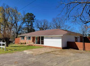 755 N Ash St, Perryville, AR 72126