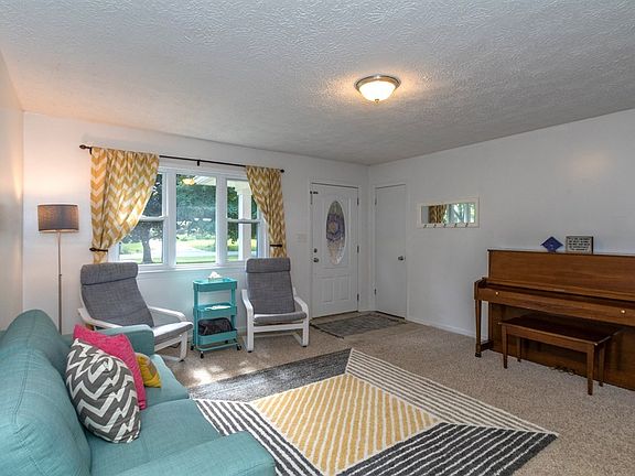 Front living room or dining area.