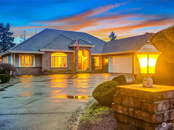 607 63rd Avenue Ct NE, Tacoma, WA 98422