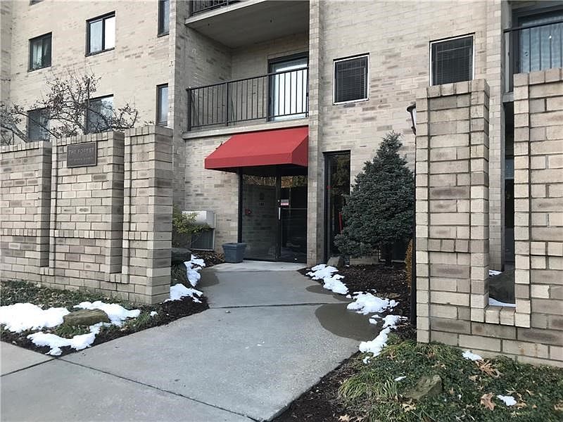 Main Entrance into high rise. Secure Building.