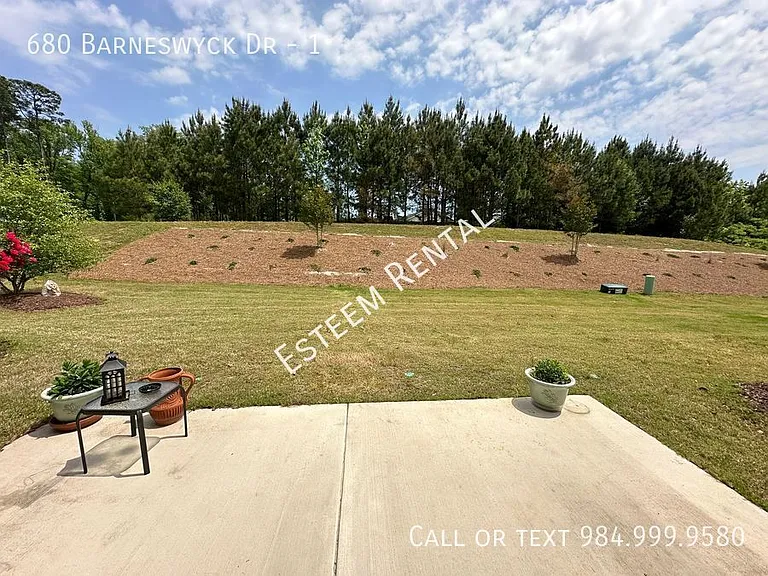 680 Barneswyck Dr #1 — Photo 35