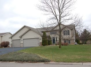 402 12th Ave NW, Isanti, MN 55040