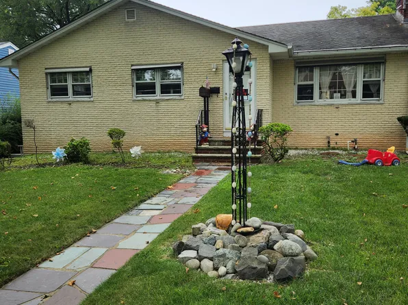 247 Berthold Ave, Rahway, NJ 07065