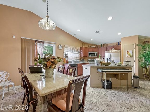 4th image of 6429 Salmon Mountain Ave