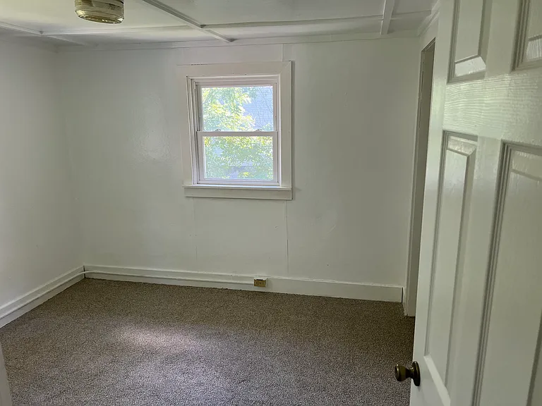 243 Coddington Rd — Photo 3