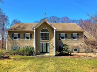 79 Steiner Dr, Mahopac, NY 10541