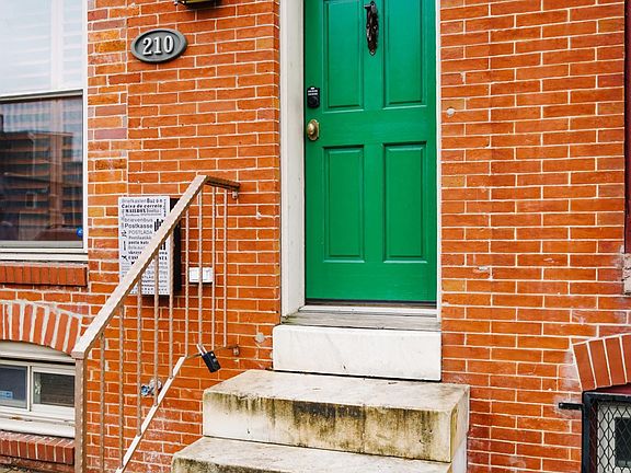 Main Entrance (Close Up)