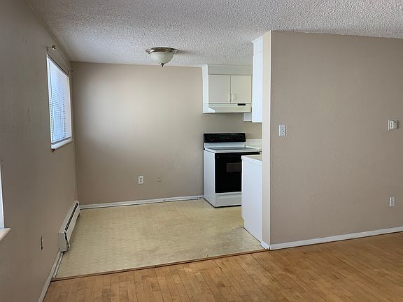 3rd image of 1148 Washington St APT 5