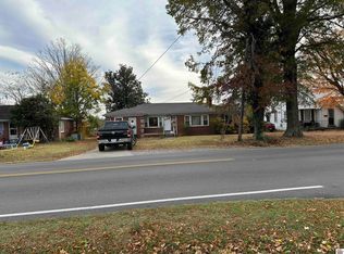 415 Sycamore St, Murray, KY 42071